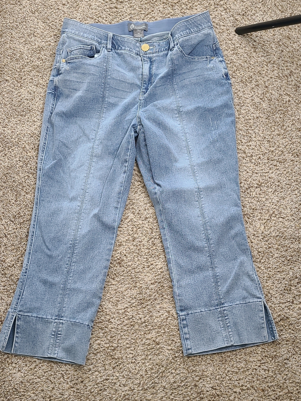 Democracy Light Blue Cropped Jeans with Center Seam
